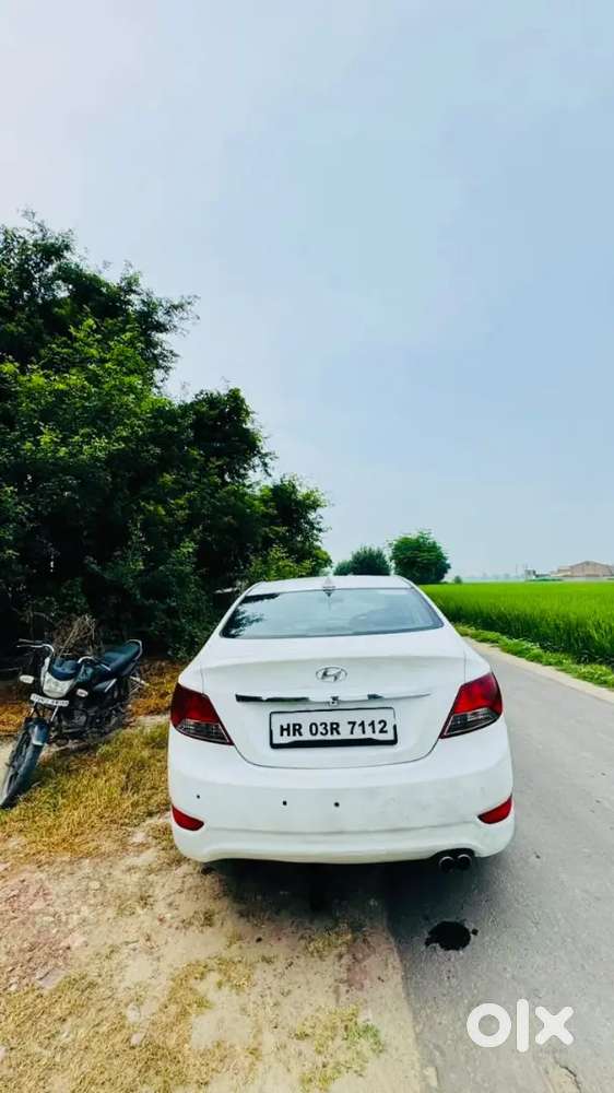 Hyundai Fluidic Verna 2014