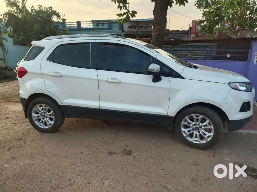 Ford Escort Sport डीज़ल 2014