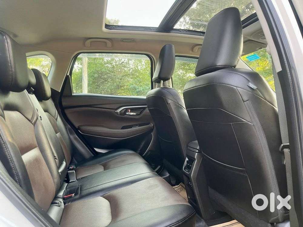 Toyota Urban Cruiser Hyryder 1.5 V Hybrid, 2023, Petrol