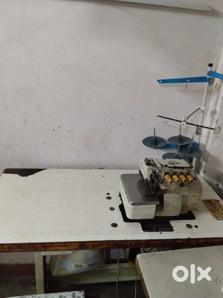 Juki overlock machine