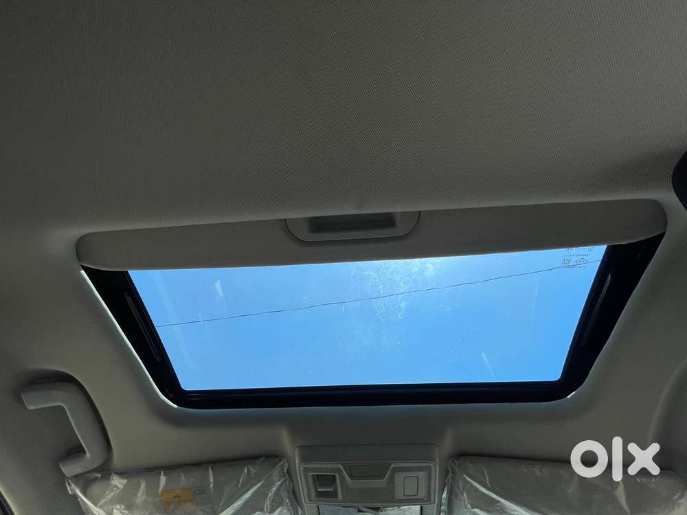 Tata Altroz Xz Plus (s), 2024, Petrol