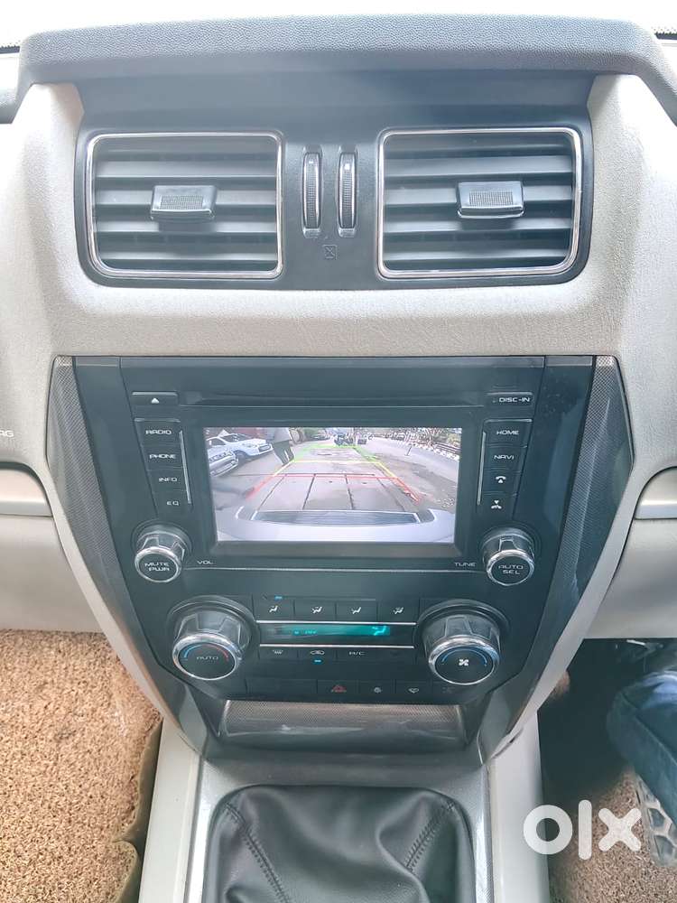 Mahindra Scorpio S10, 2017, Petrol