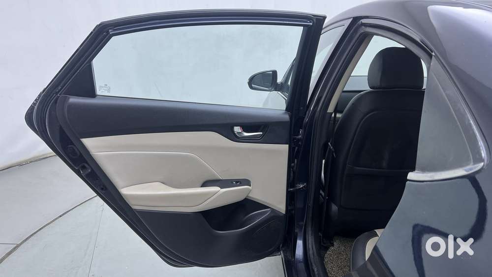 Hyundai Verna 1.5 Sx (o) Vtvt Ivt, 2020, Petrol