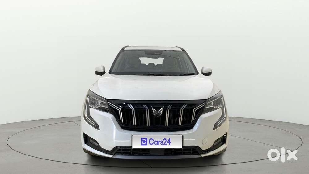 Mahindra Xuv700 2.0 Ax 7 Petrol At Luxury Pack Str, 2023, Petrol