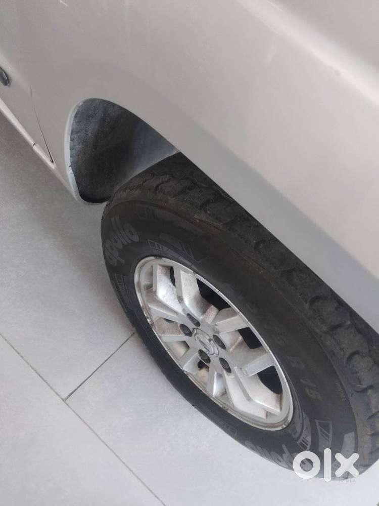 Mahindra Tuv 300 Mhawk100 T8, 2016, Diesel
