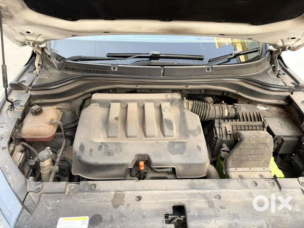 Mahindra Petrol Car 2022