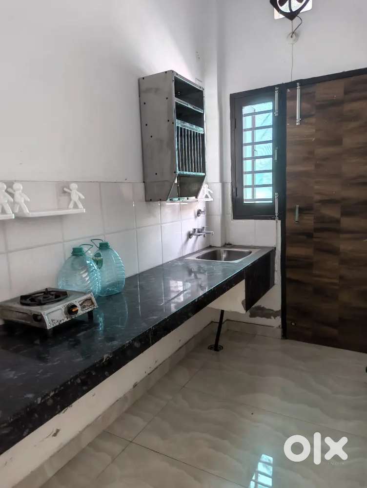 One room set furnished