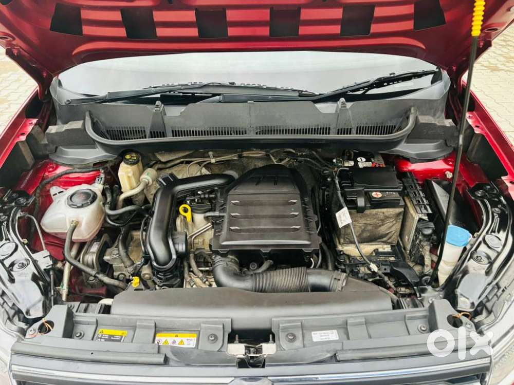 Volkswagen Taigun Topline 1.0 Tsi At (electric Seats), 2024, Petrol