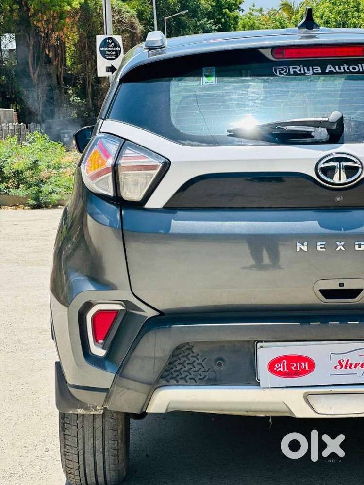 Tata Nexon 1.2 Revotron Xza Plus, 2021, Petrol