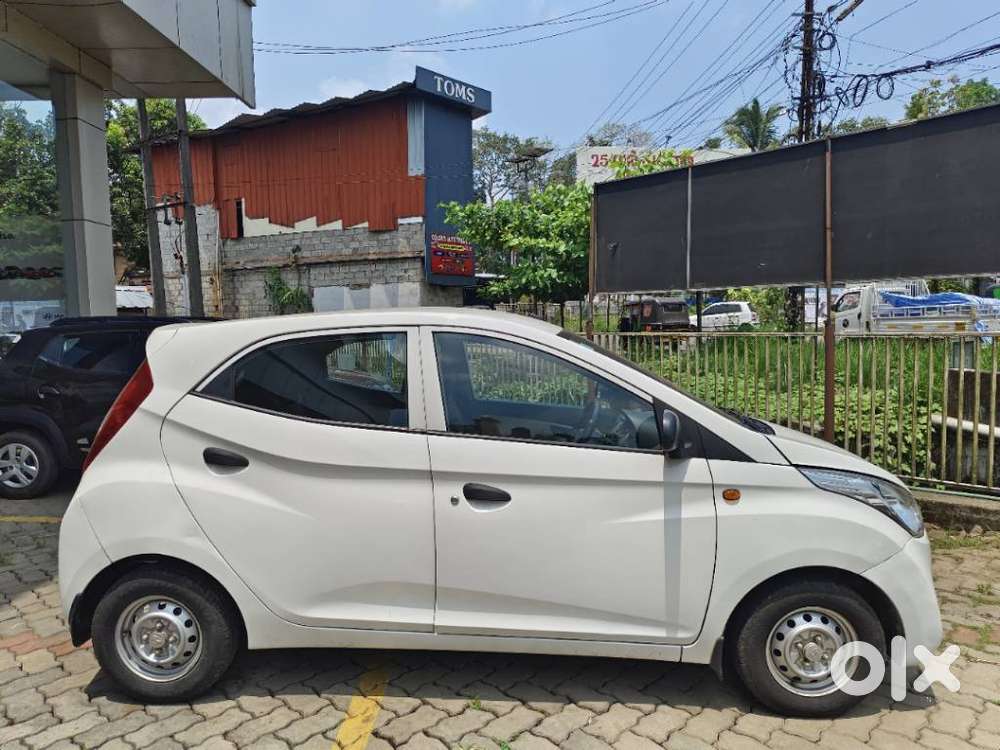 Hyundai Eon Era +, 2015, Petrol