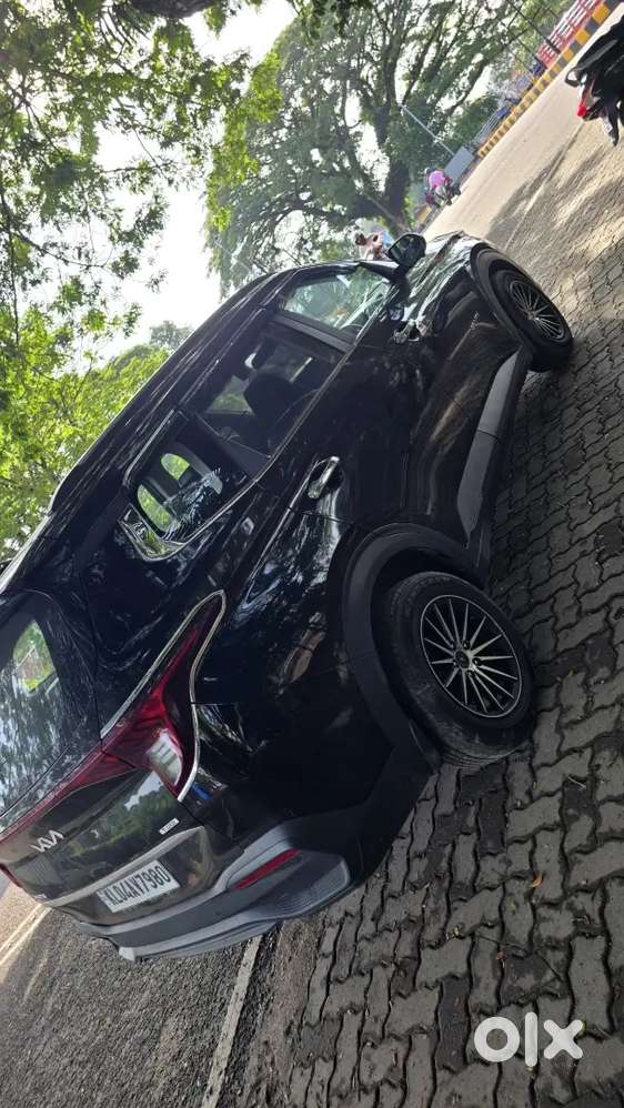 Kia Carens 2024 Petrol