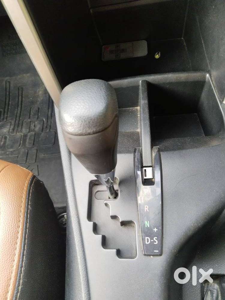 Toyota Innova Crysta 2.8 Gx At, 2017, Diesel