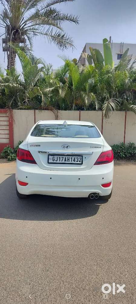 Hyundai Verna Crdi 2013