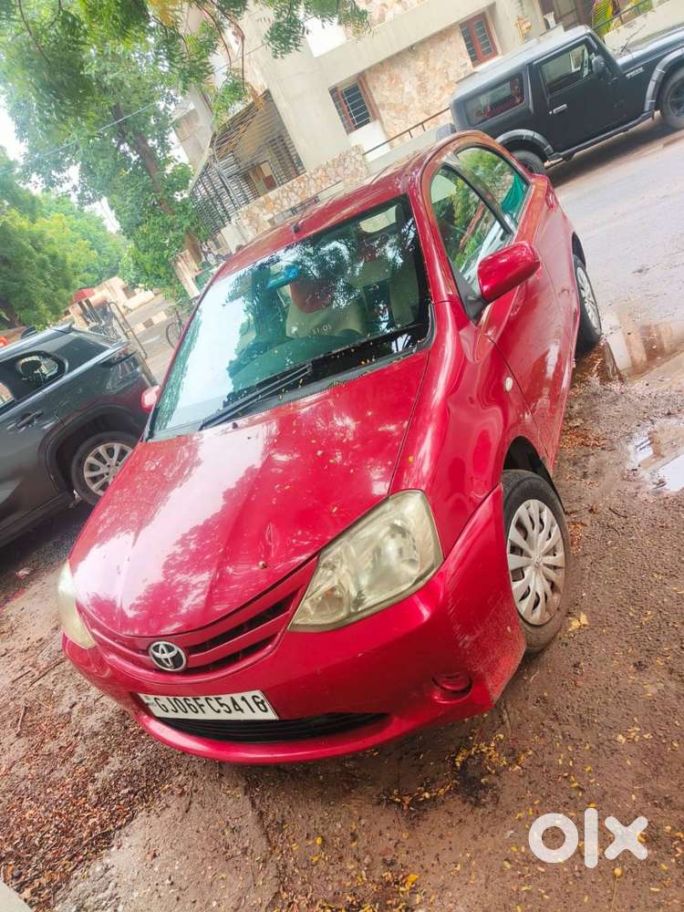 Red Etios Liva