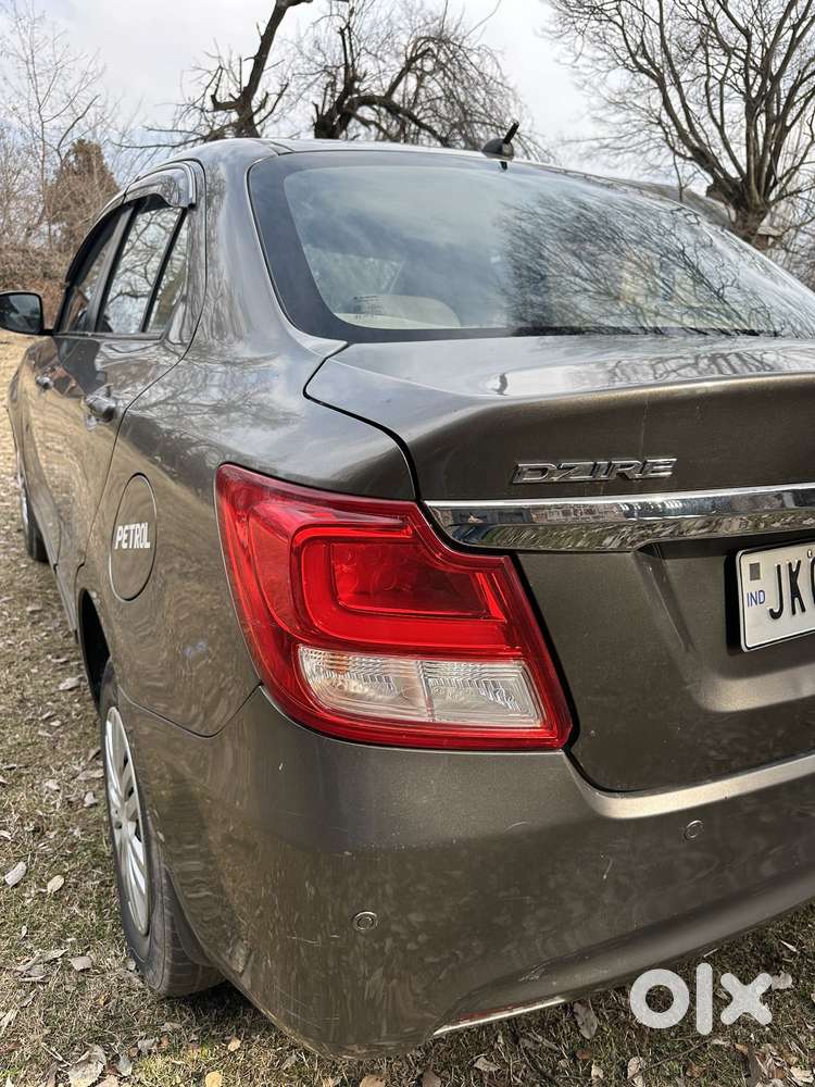 Maruti Suzuki Swift Dzire Vxi Optional, 2020, Petrol