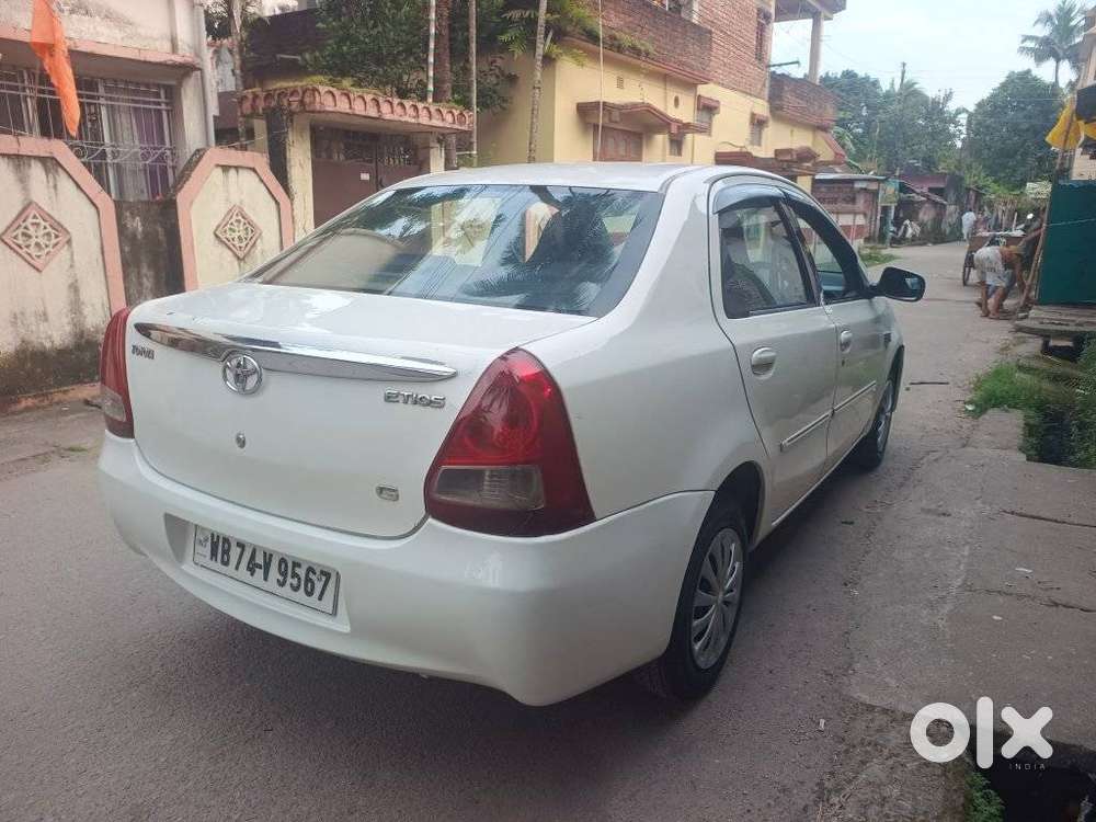 Toyota Etios Vx D, 2011, Petrol