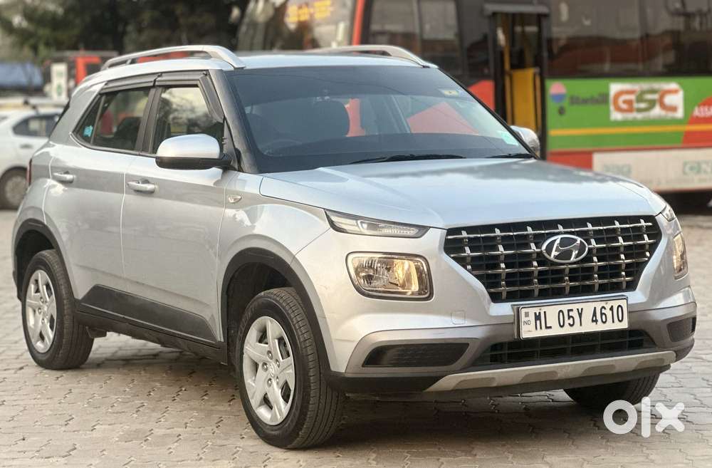 Hyundai Venue S 1.2 Petrol, 2022, Petrol