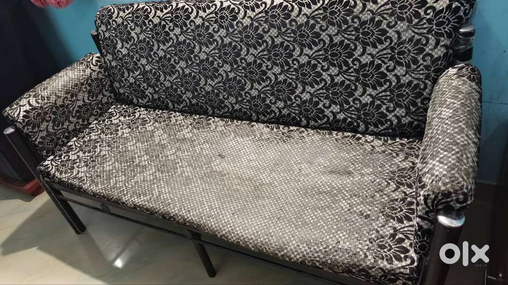 METAL SOFA