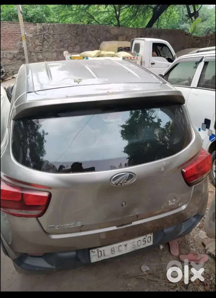 Mahindra Kuv 100 2016 Petrol 48000 Km Driven
