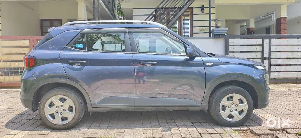 Hyundai Venue 1.2 2022 Manual