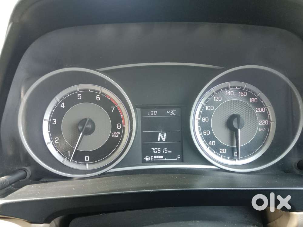 Maruti Suzuki Swift Dzire Vxi(o) Amt, 2017, Petrol