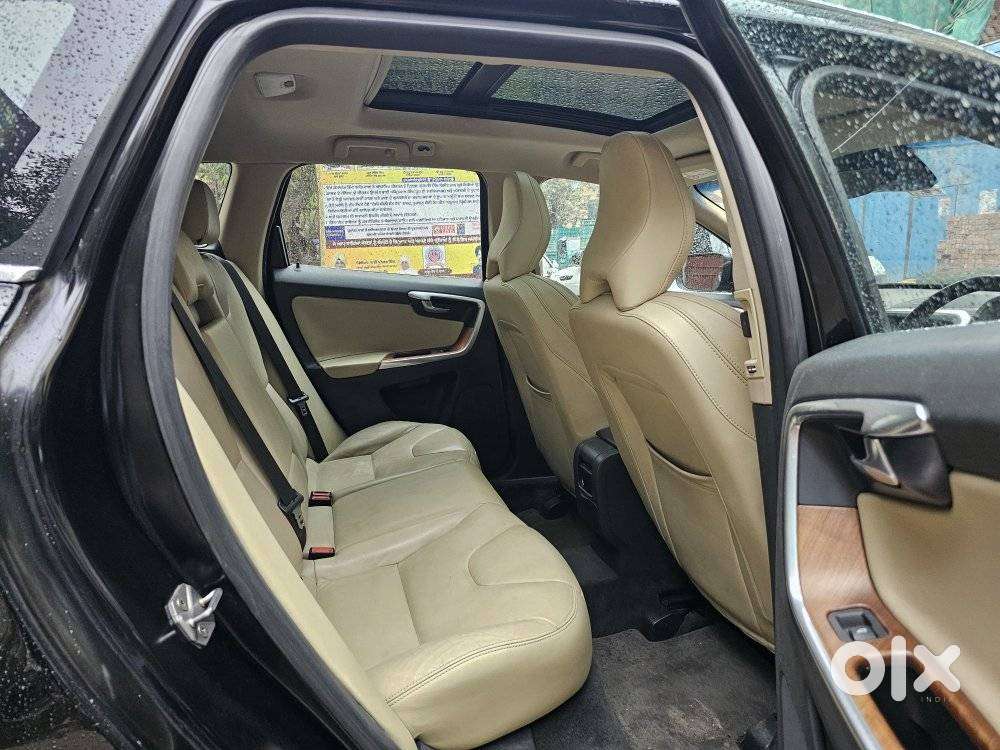 Volvo Xc60 D4 Momentum, 2017, Diesel