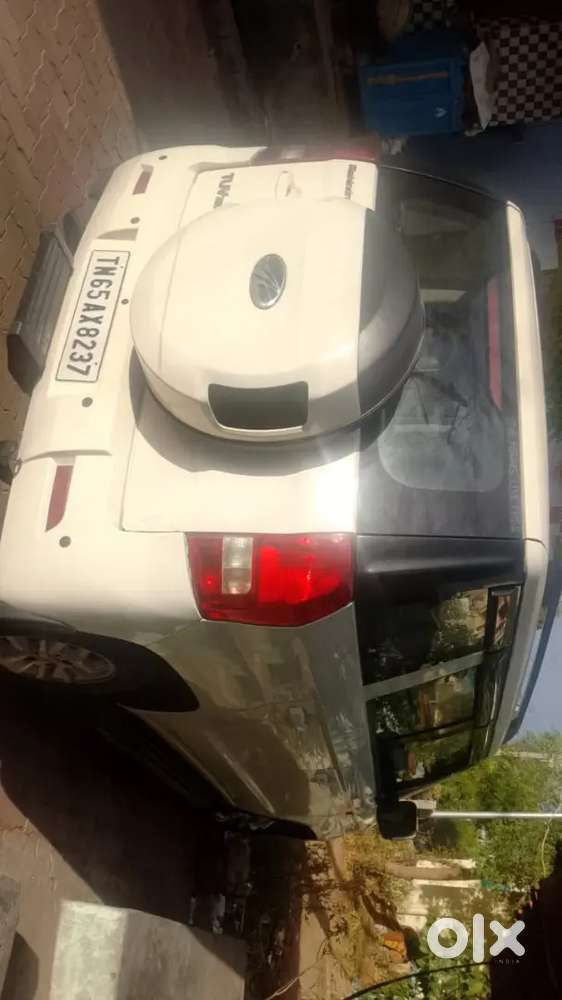 Mahindra Tuv 300 2018 Variant