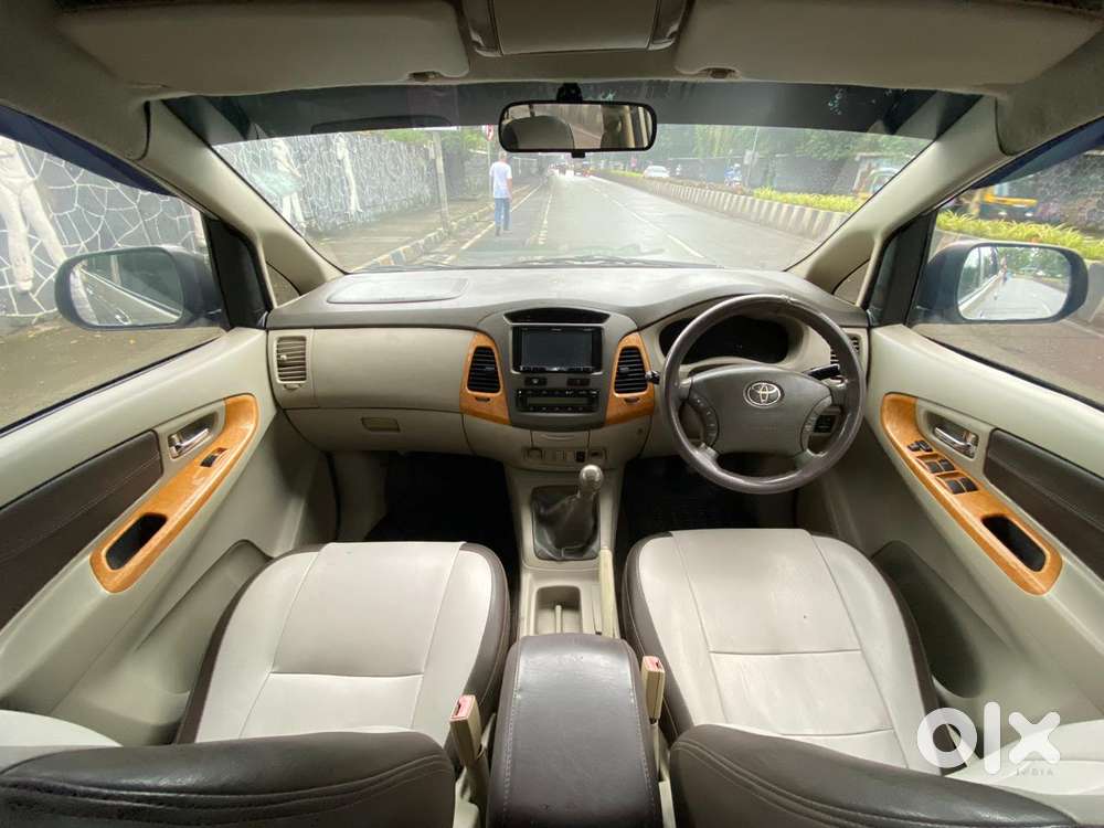 Toyota Innova 2.5 Vx 8 Str Bs-iii, 2011, Diesel
