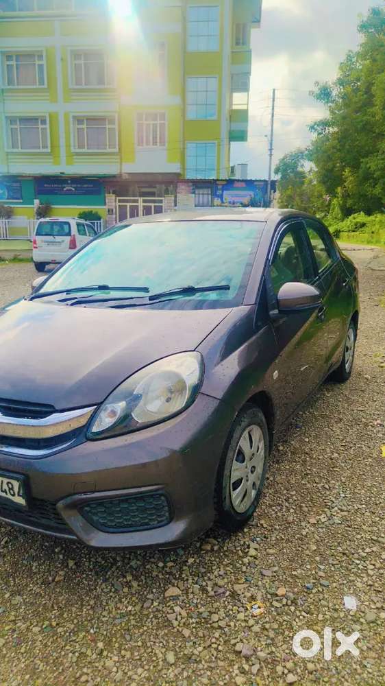 Honda Amaze 2017 Petrol Well Maintained