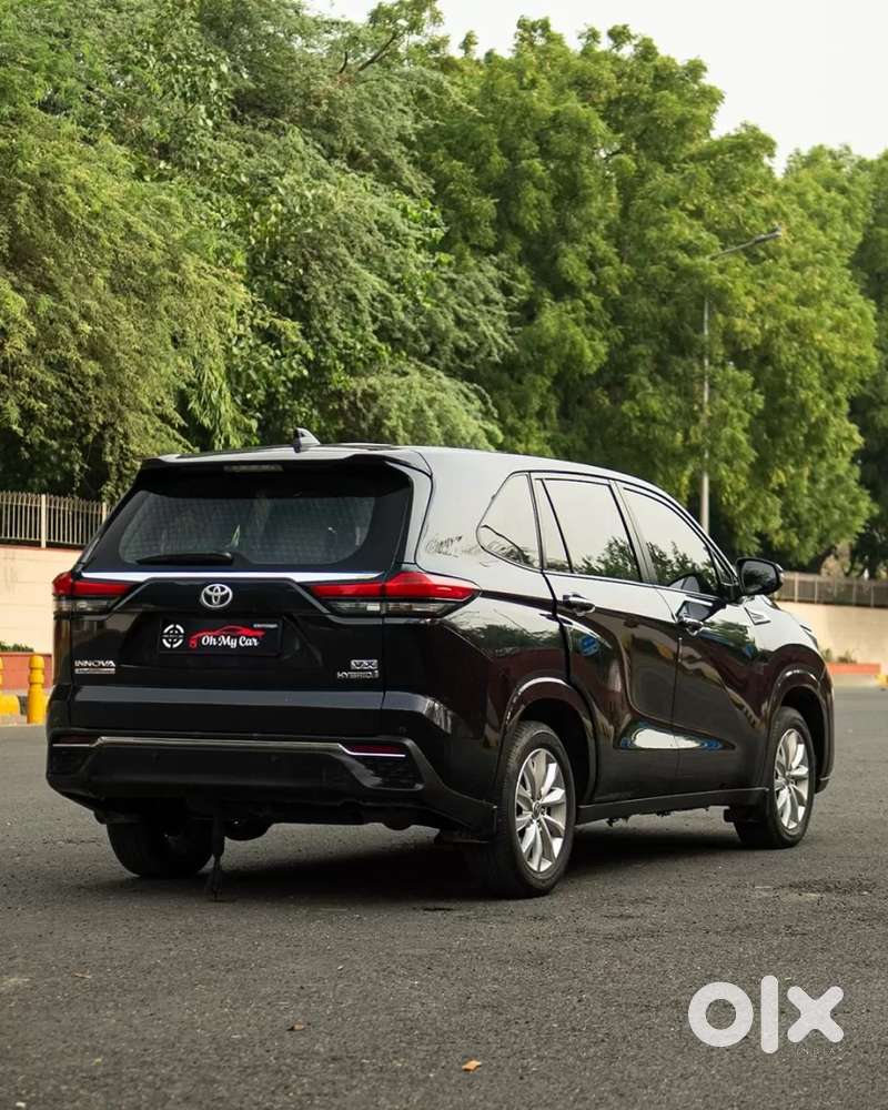Toyota Innova Hycross 2.0 Vx Hybrid 7 Str, 2024, Petrol
