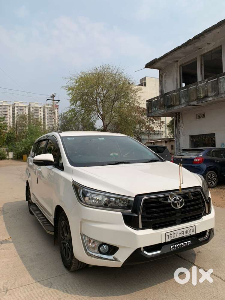 Toyota Innova Crysta 2021 Diesel Well Maintained