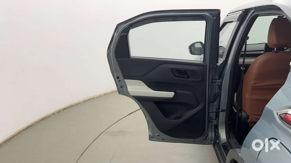 Tata Punch 1.2 Revotron Accomplished Dazzle Pack Amt, 2022, Petrol