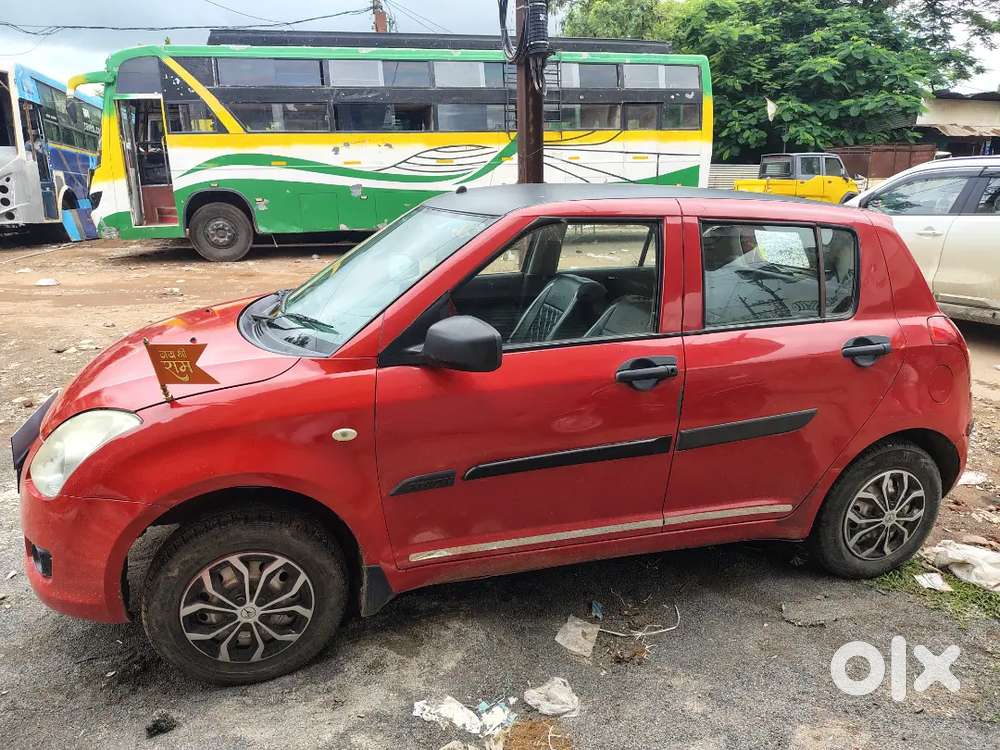 Maruti Suzuki Swift Lxi 2010