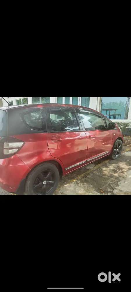 Honda Jazz 2010 Petrol 75000 Km Driven