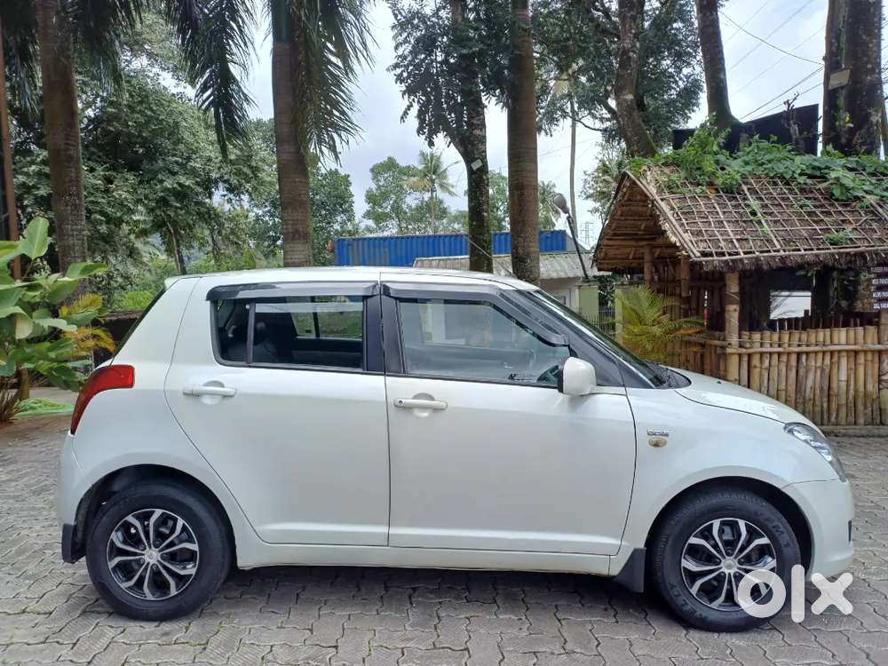 Maruti Suzuki Swift 2011