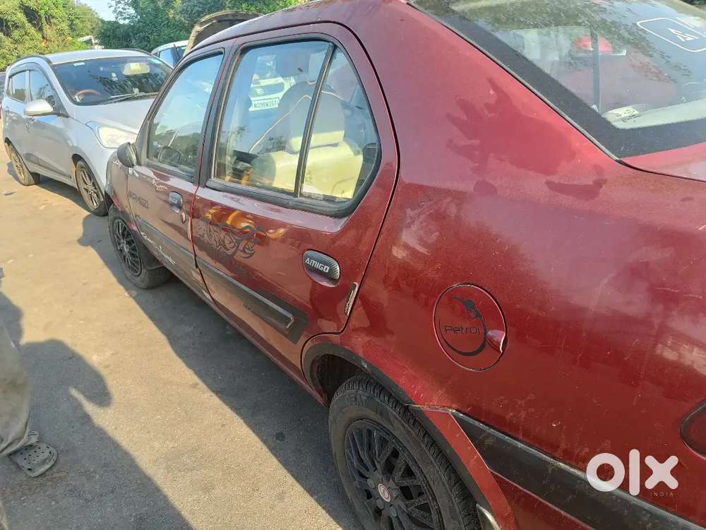 Ford Ikon 1.3l Flair (sports Car Look)