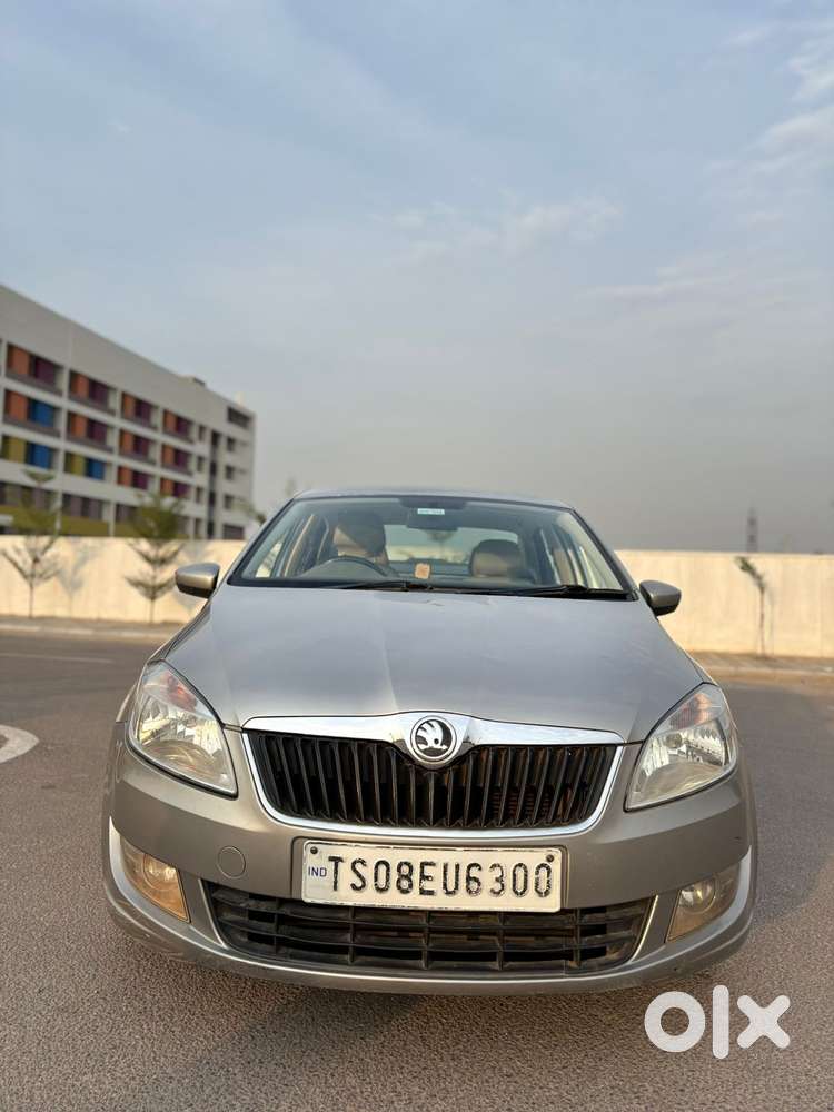 Skoda Rapid 1.5 Elegance Tdi Mt, 2015, Diesel