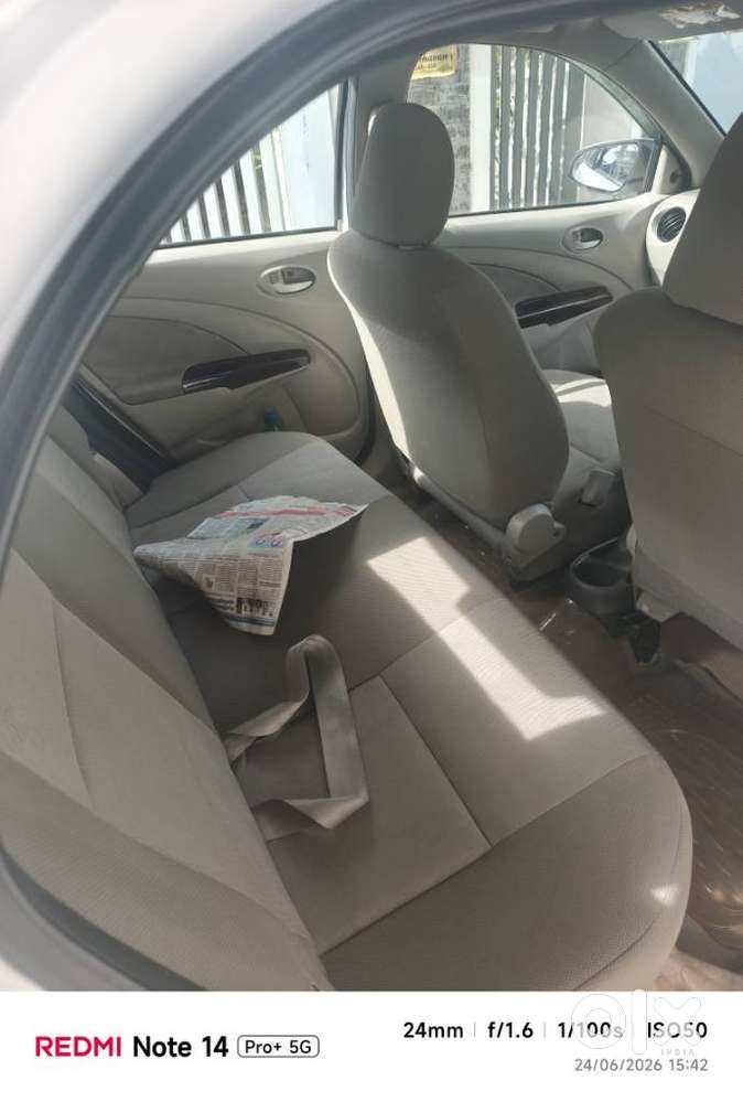 Toyota Etios Liva V, 2016, Petrol