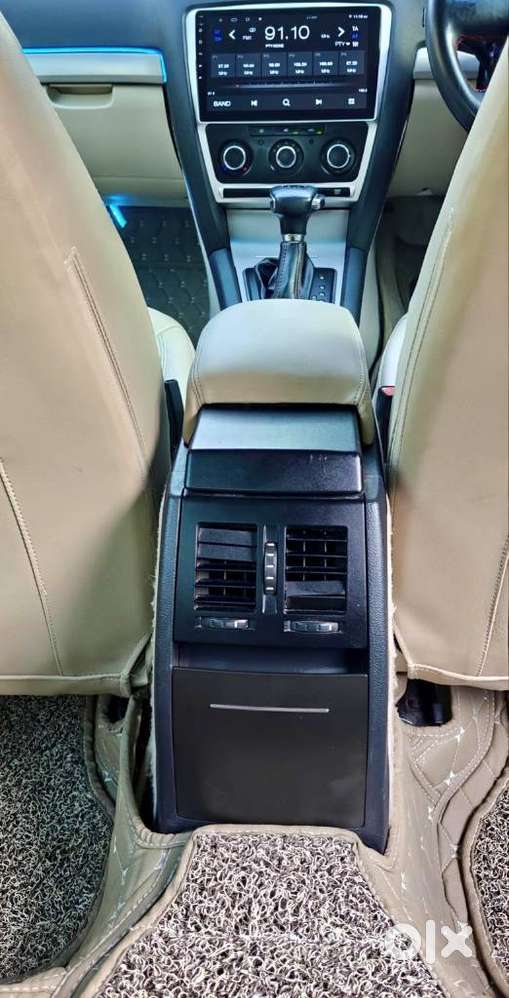 Skoda Laura Elegance 2.0 Tdi Cr At, 2012, Diesel
