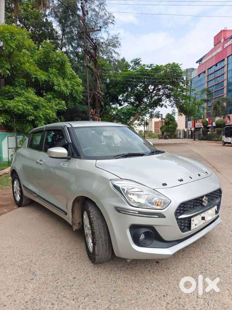 Maruti Suzuki Swift Zxi, 2022, Petrol