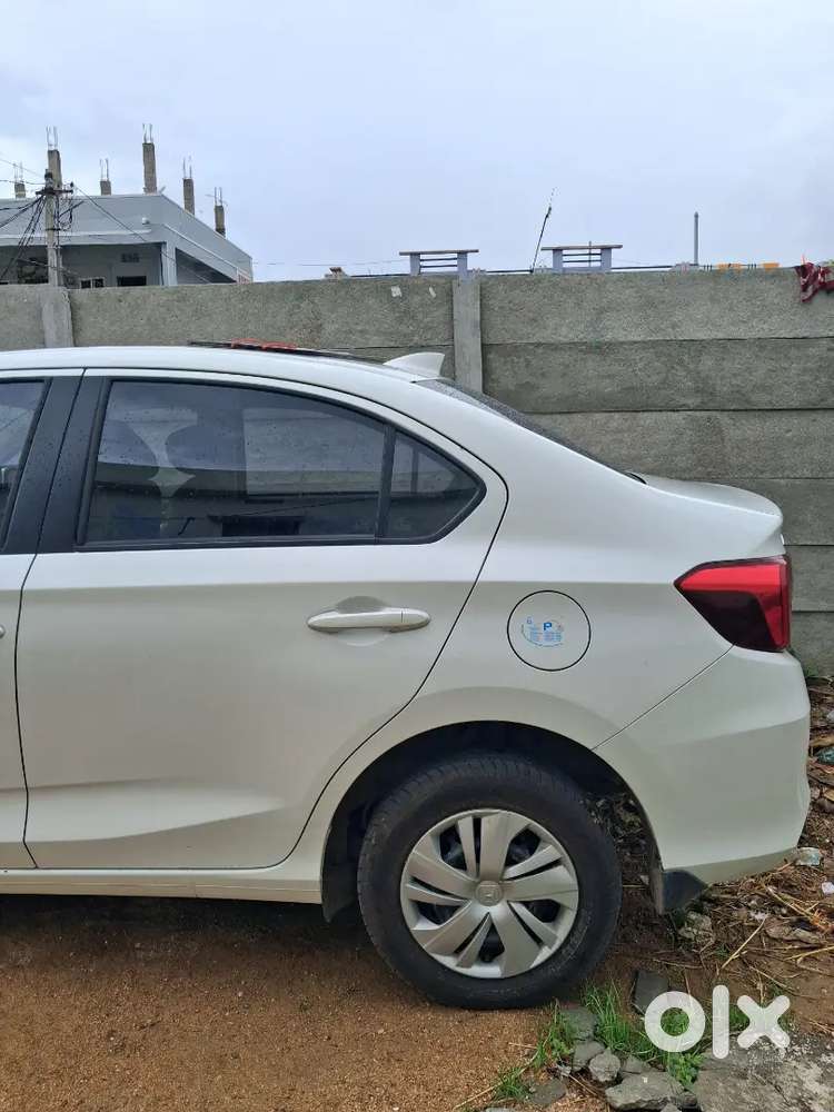 Vere Urgent Sale Iam Dubai