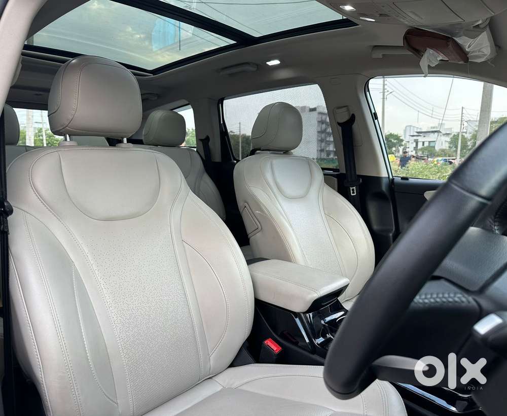 Mahindra Xuv700 2.2 Ax 7 Diesel At Str, 2024, Diesel