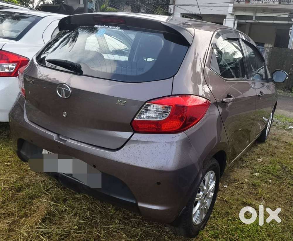 Tata Tiago 1.2 Revotron Xz (o), 2016, Petrol