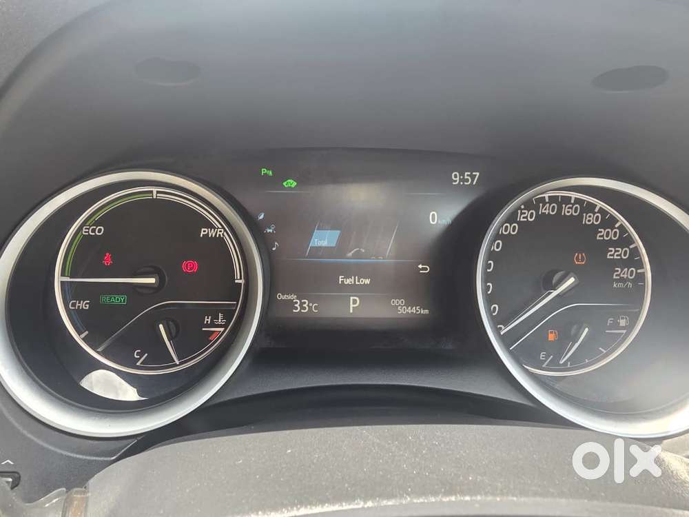 Toyota Camry 2.5 Hybrid, 2020, Petrol
