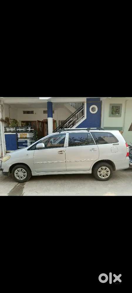 Toyota Innova Diesel Car