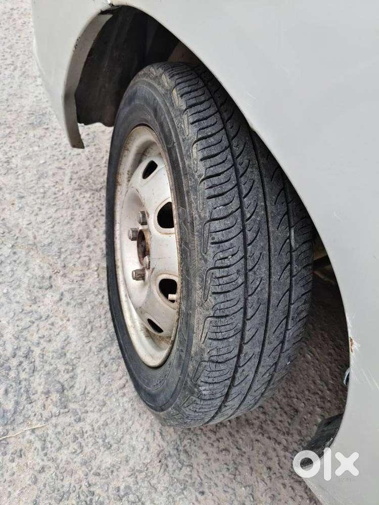 Maruti Suzuki Zen Estilo Lxi Bs Iv, 2010, Petrol