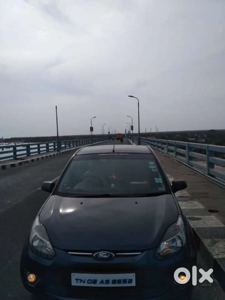 Ford Figo Diesel Zxi 2011 Car
