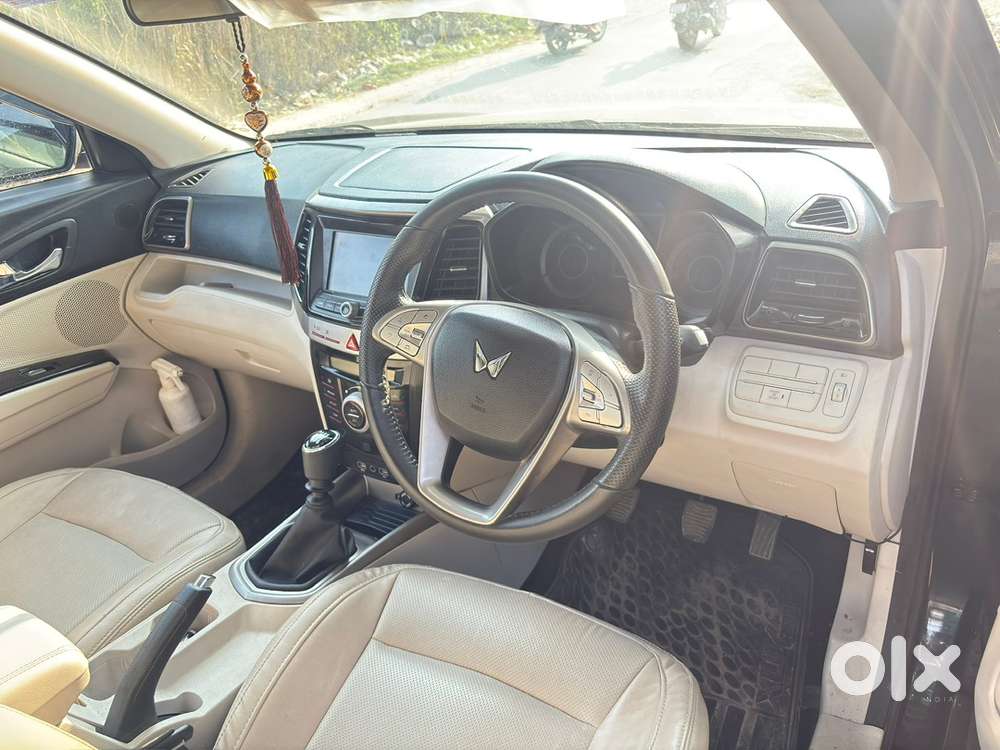 Mahindra Xuv300 Petrol 2023