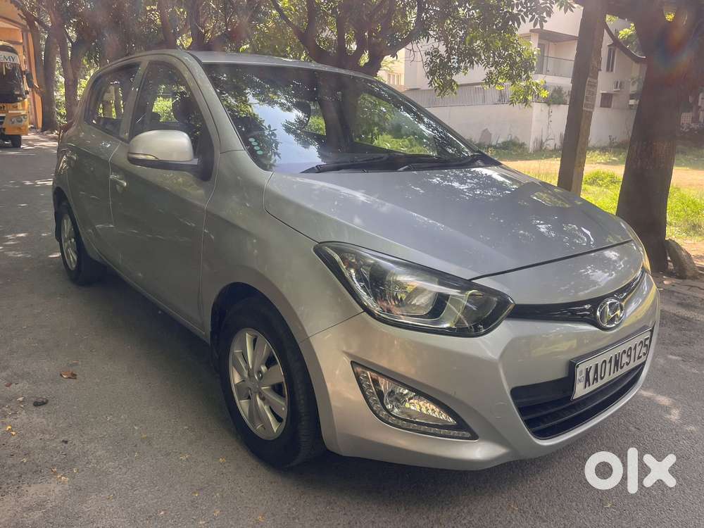 Hyundai I20 Sportz At 1.4, 2013, Petrol