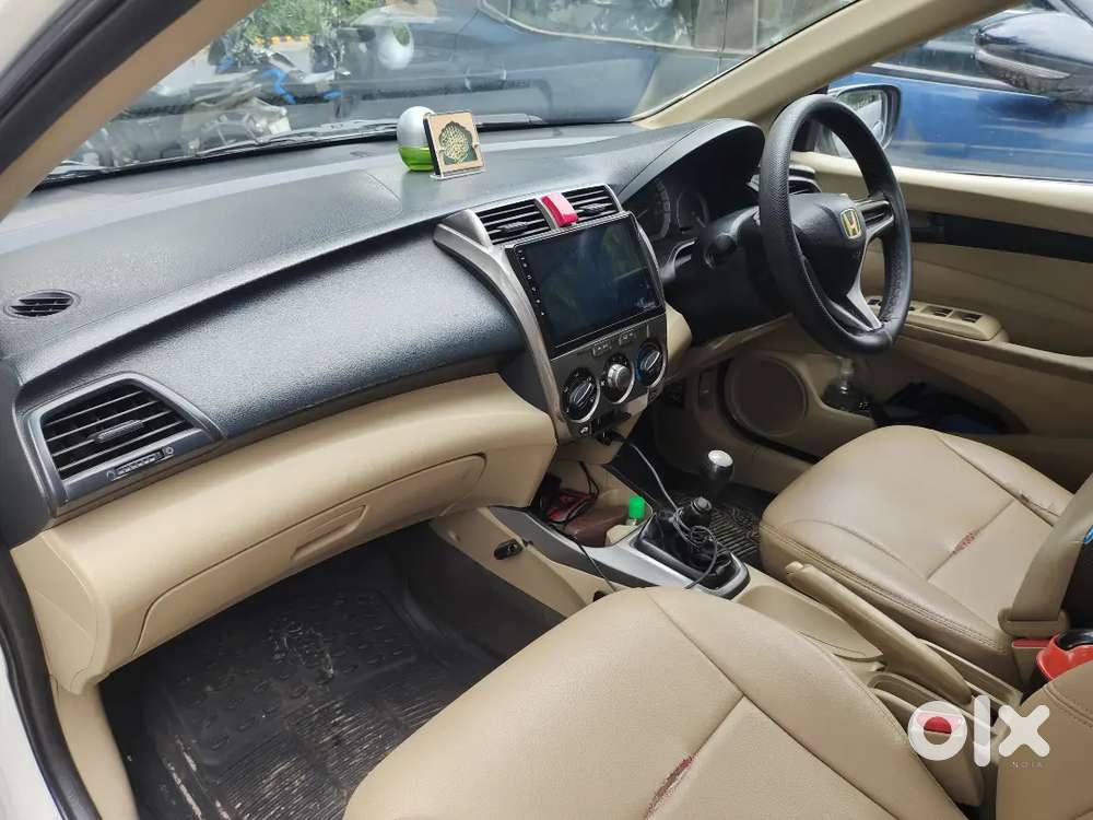 Honda City Petrol Mt 2012 Variant